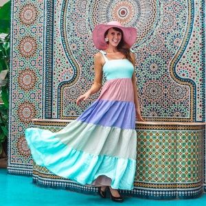 Beautiful multicolor maxi dress in s